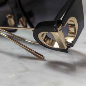 Dior 30MONTAIGNE SU Oversized Square Sunglasses in Black Acetate (authentic)